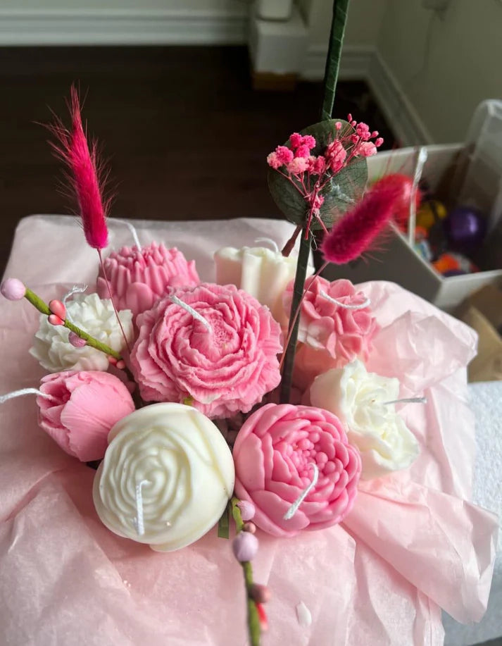 Romantic pink and white flower bouquet candles gift — Rose Dew Pakistan handmade