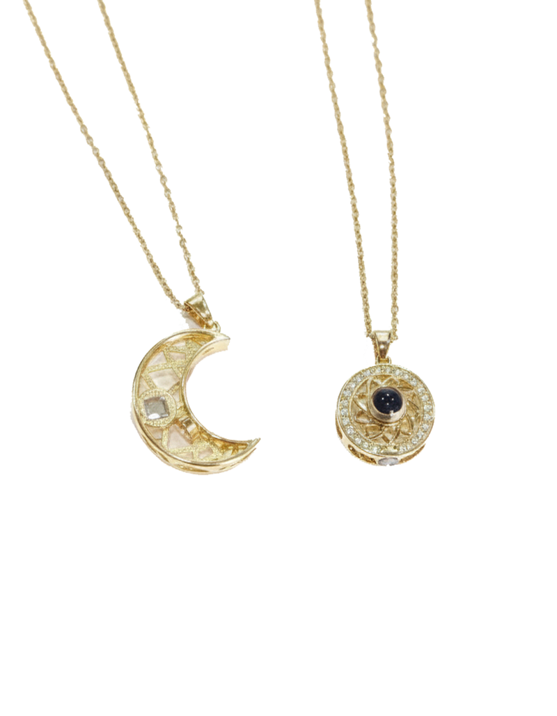 Dainty Crescent Moon Pendant Necklace